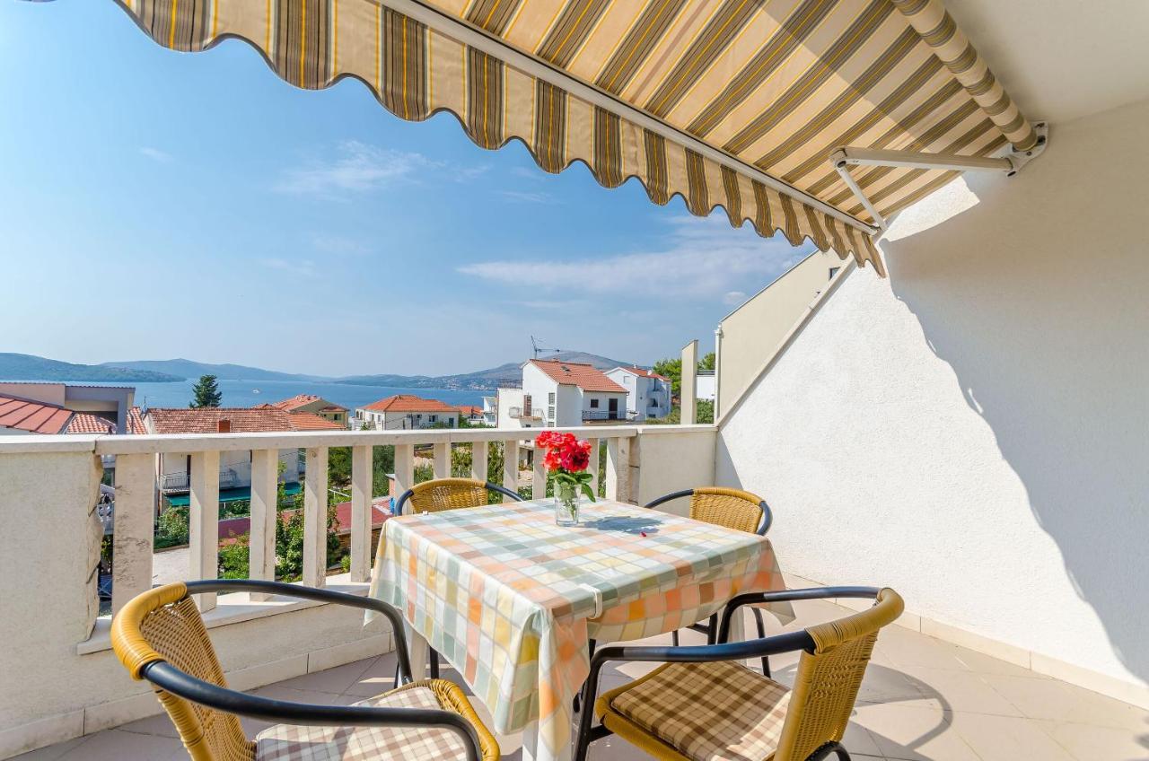 Apartments Tily Trogir Extérieur photo