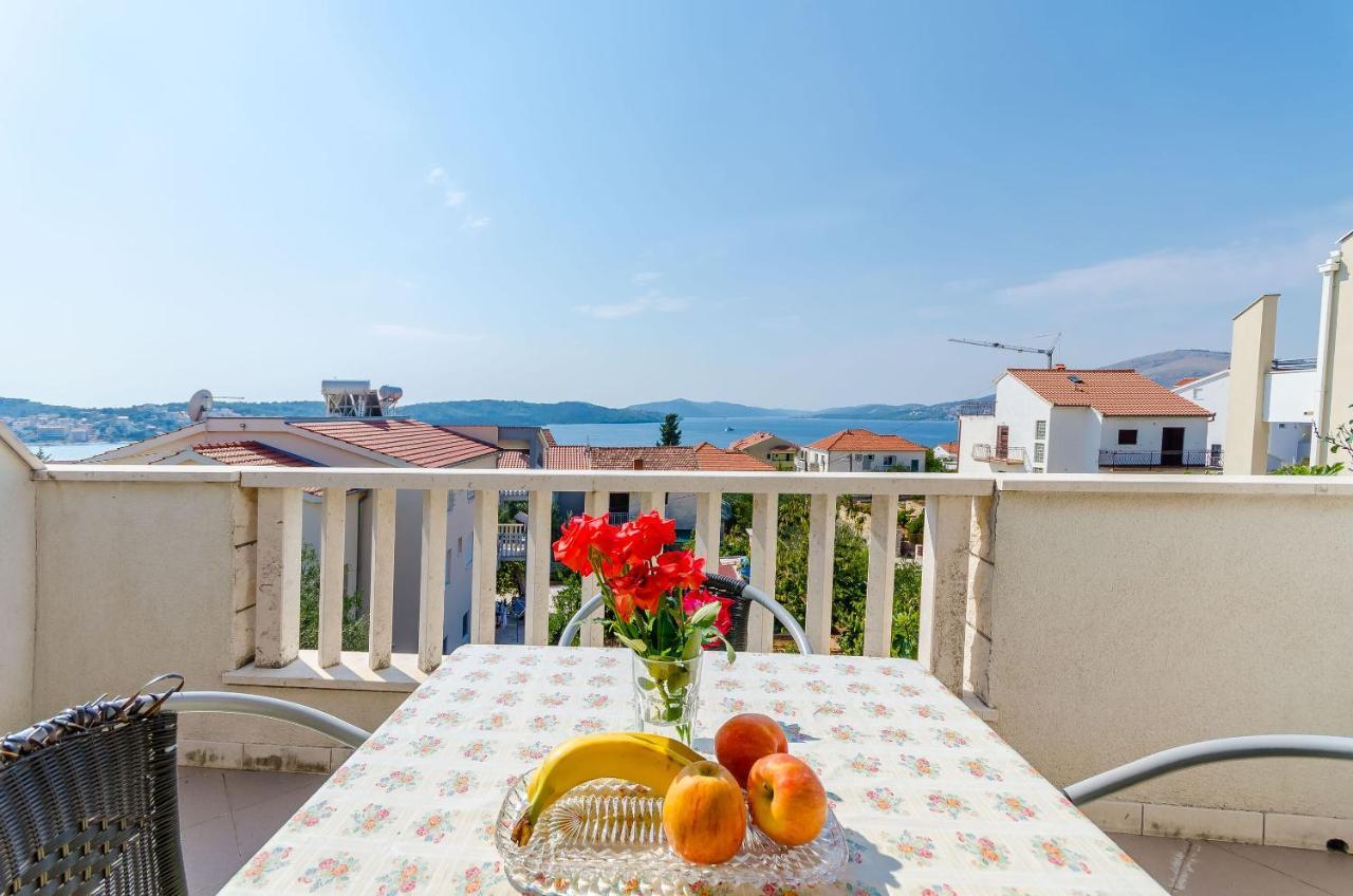 Apartments Tily Trogir Extérieur photo