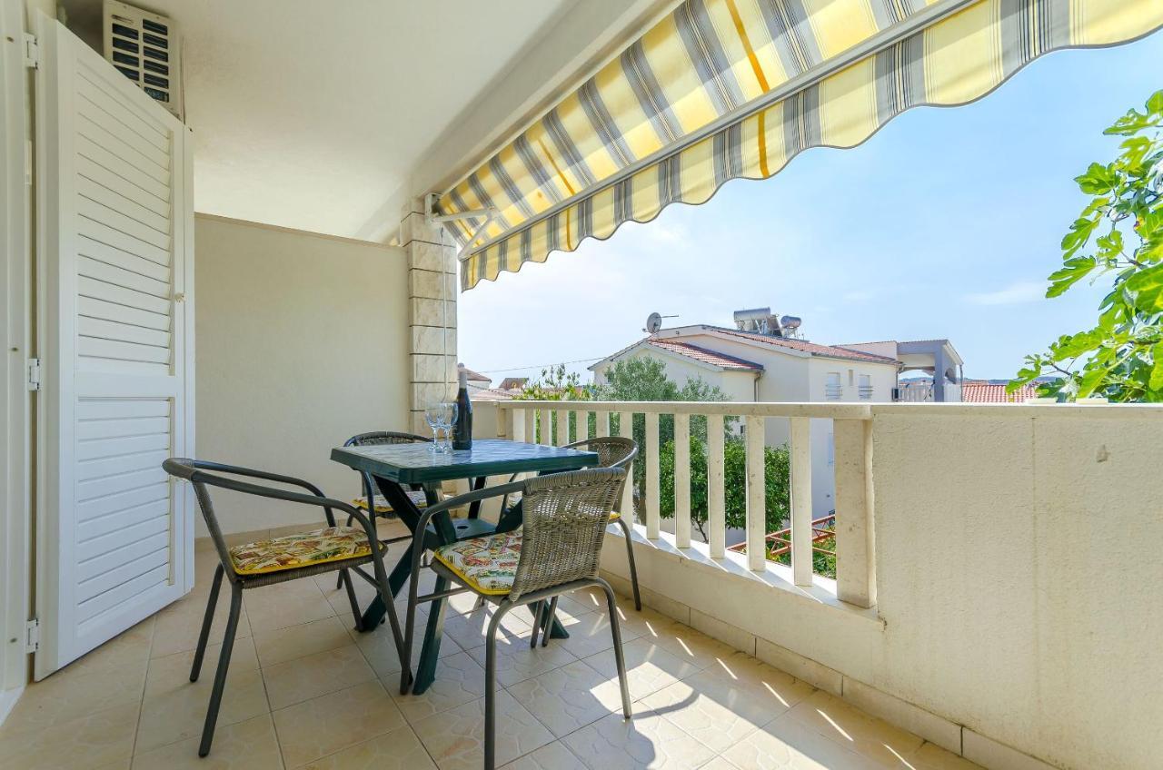 Apartments Tily Trogir Extérieur photo